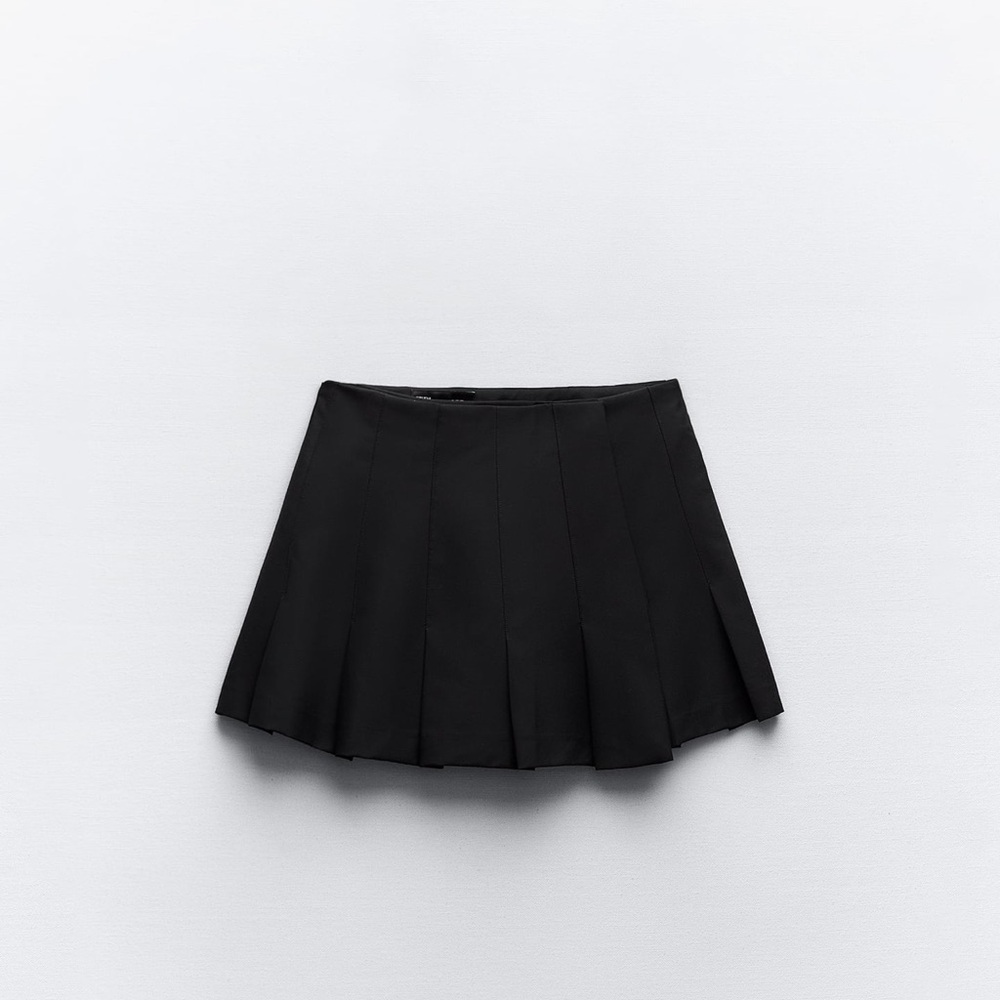 Classic Black Pleated Skirt